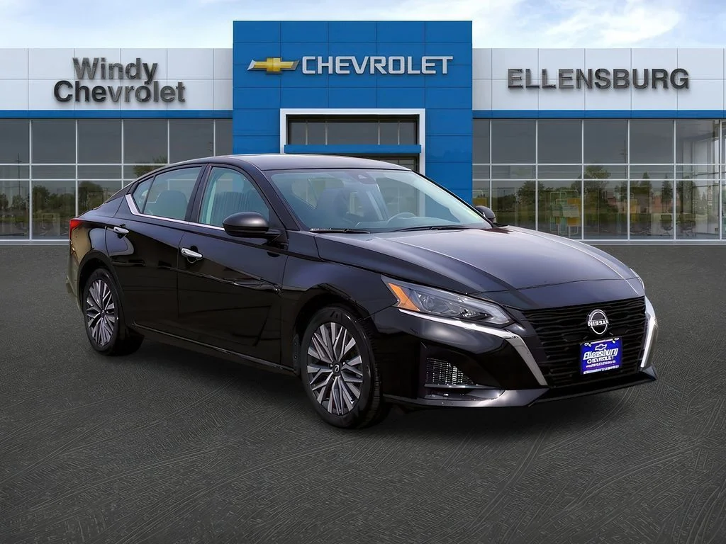 2025 Nissan Altima 2.5 SV's photo
