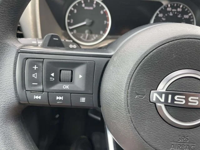 Used 2024 White Nissan S image 31