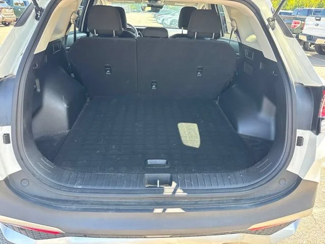 Used 2023 Snow White Pearl Kia LX image 9
