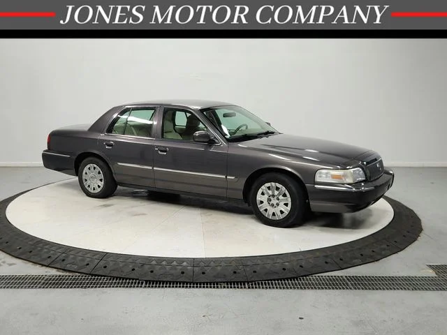 Used 2007 Gray Mercury GS image 1
