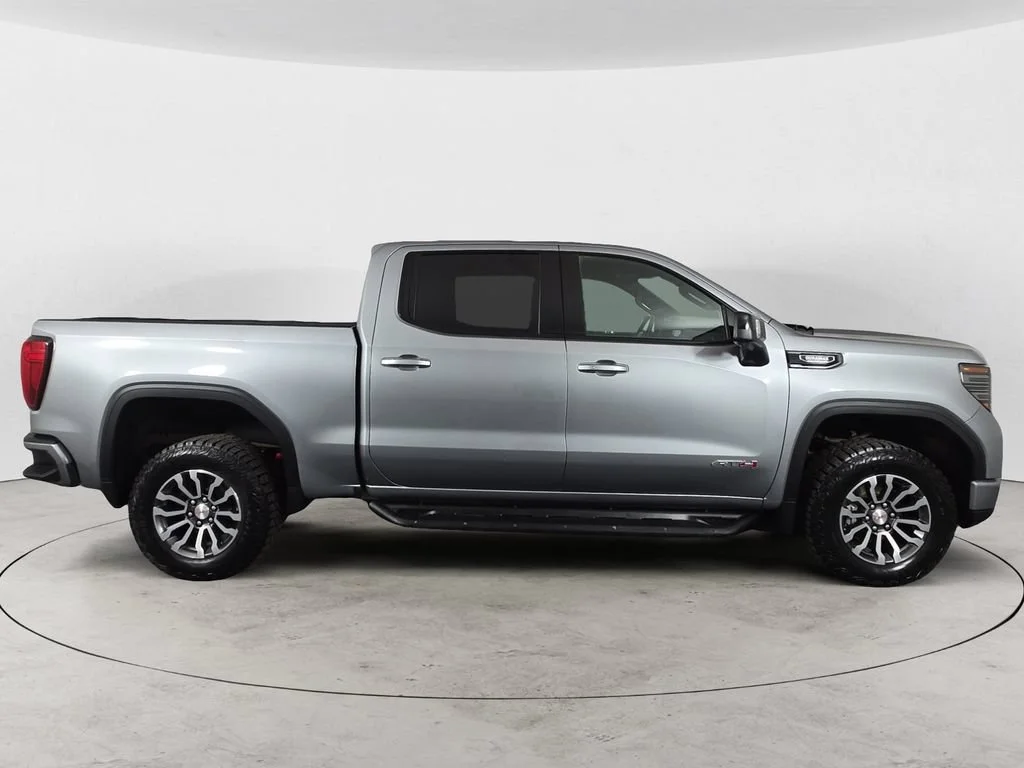 Used 2023 Sterling Metallic GMC AT4 image 4
