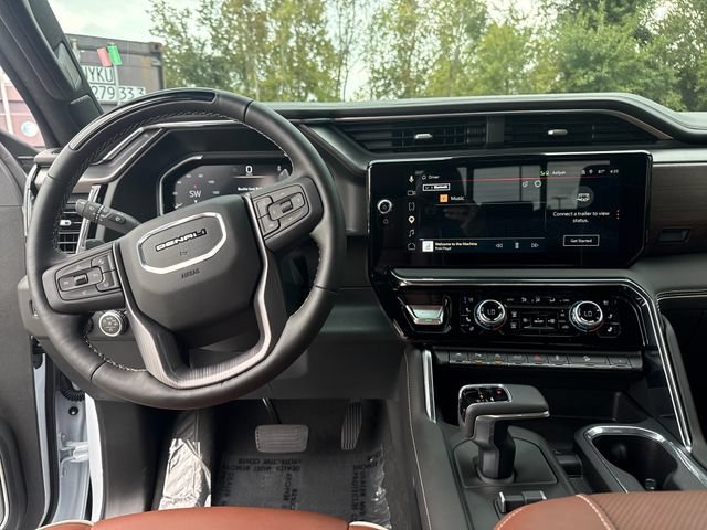 Used 2026 Glacier White Tricoat GMC Denali Ultimate image 15