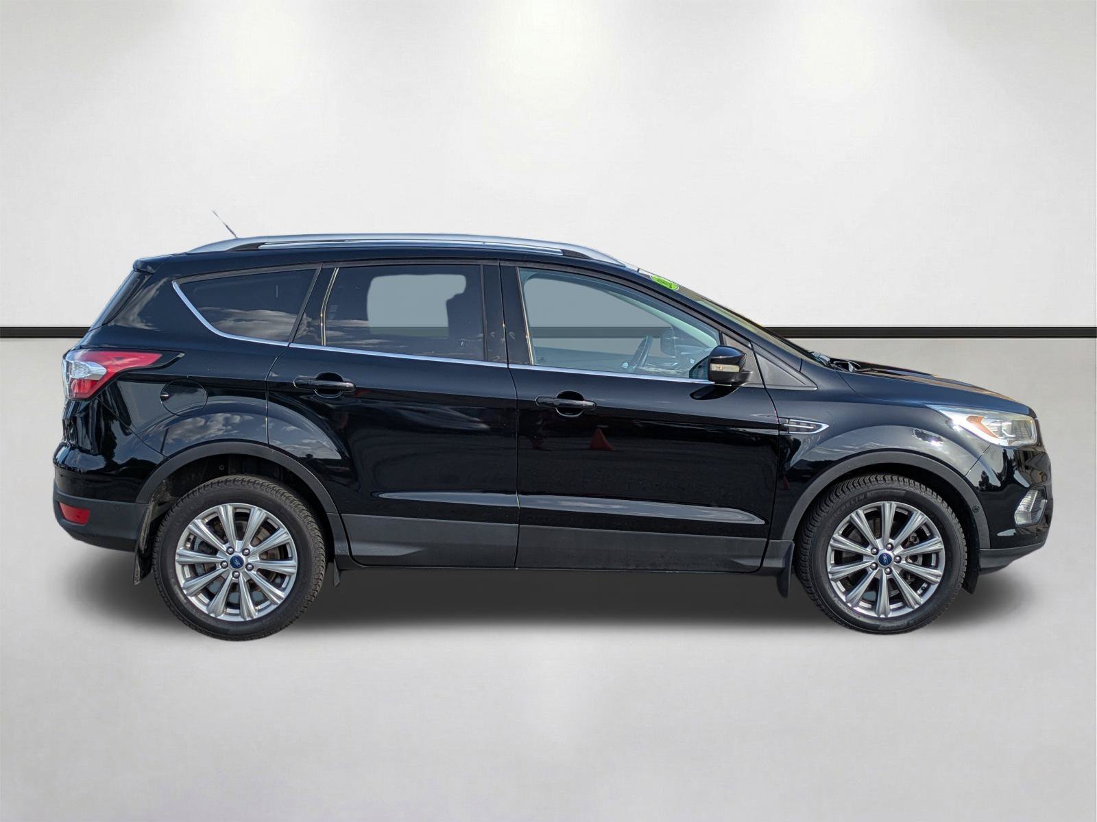 Used 2017 Shadow Black Ford Titanium image 4