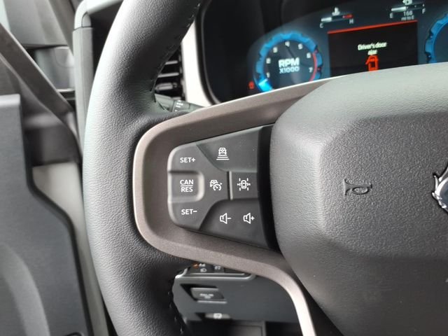 New 2026 Avalanche Gray Ford Badlands image 28