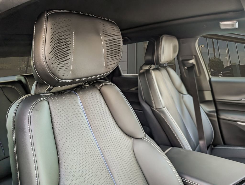 2026 Cadillac LYRIQ Premium Sport - Photo 19