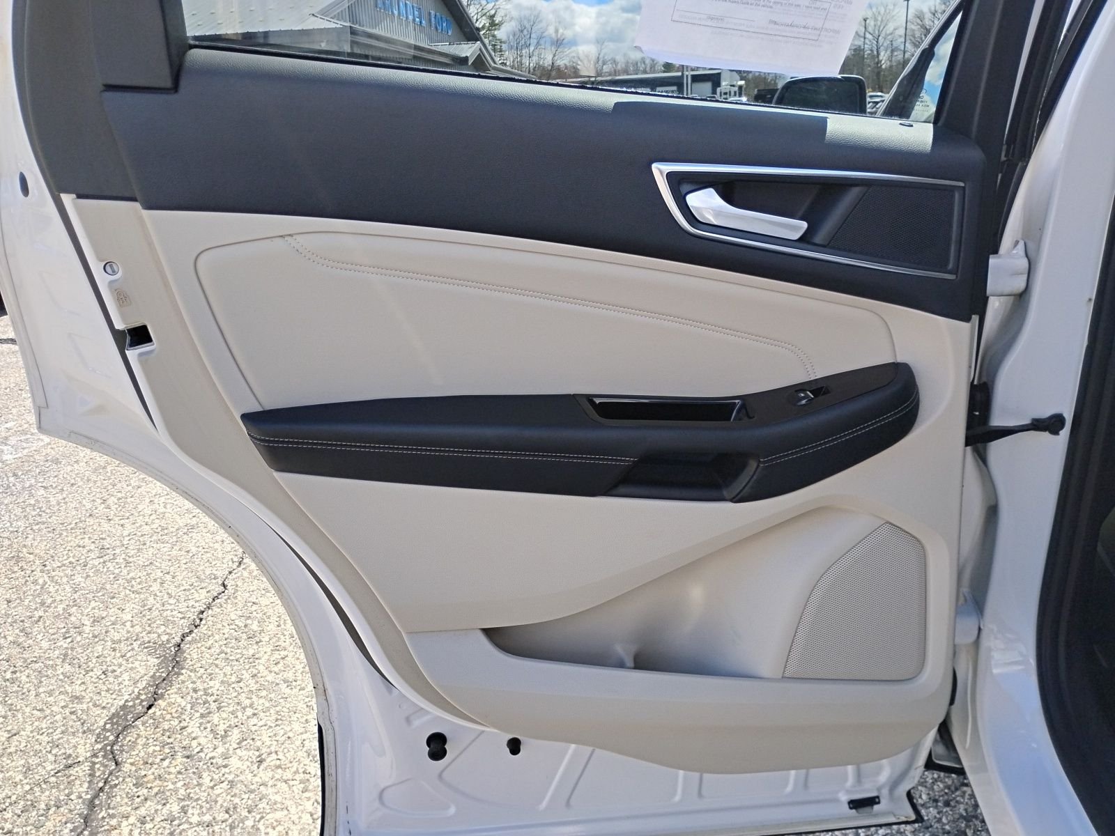 Used 2018 White Ford Titanium image 11