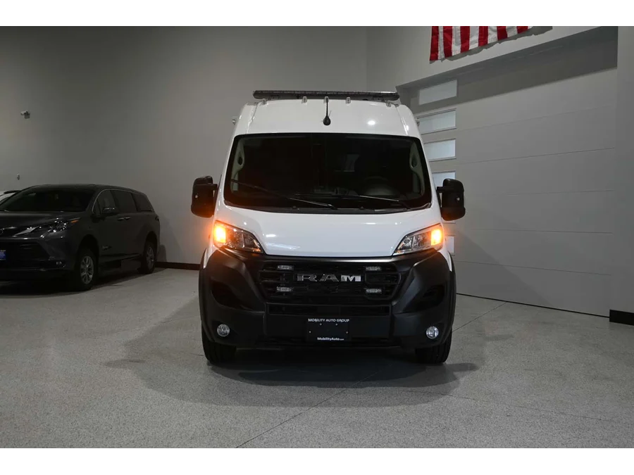 New 2025 WHITE Ram Tradesman image 4