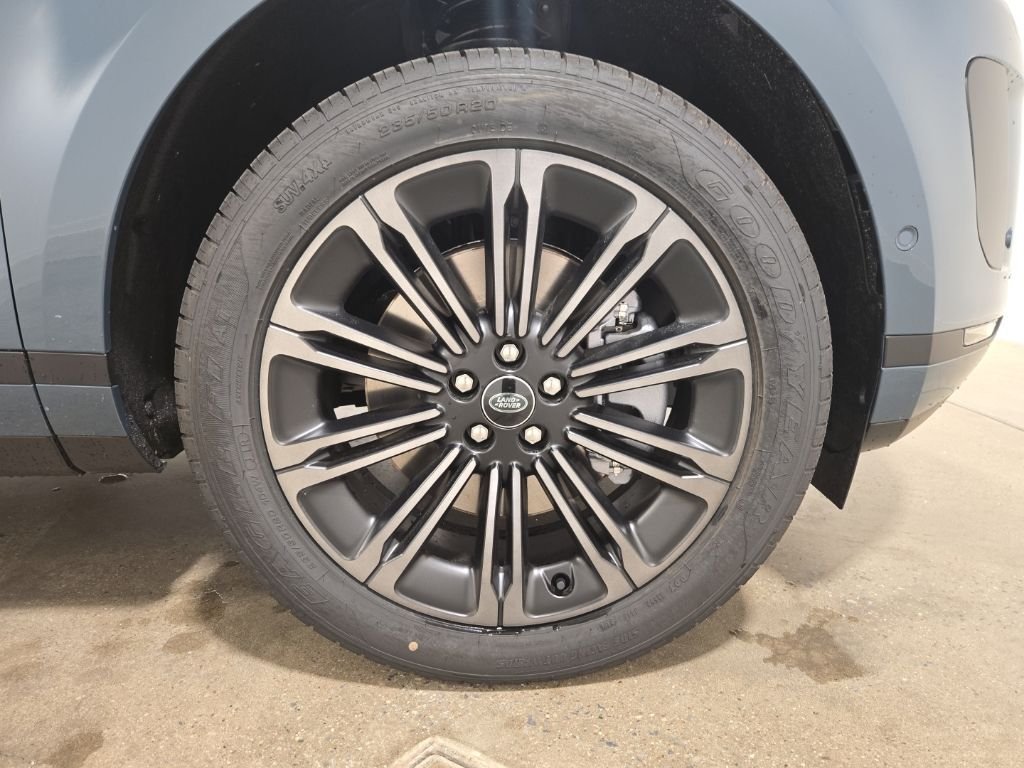 New 2026 Tribeca Blue LAND ROVER S image 23