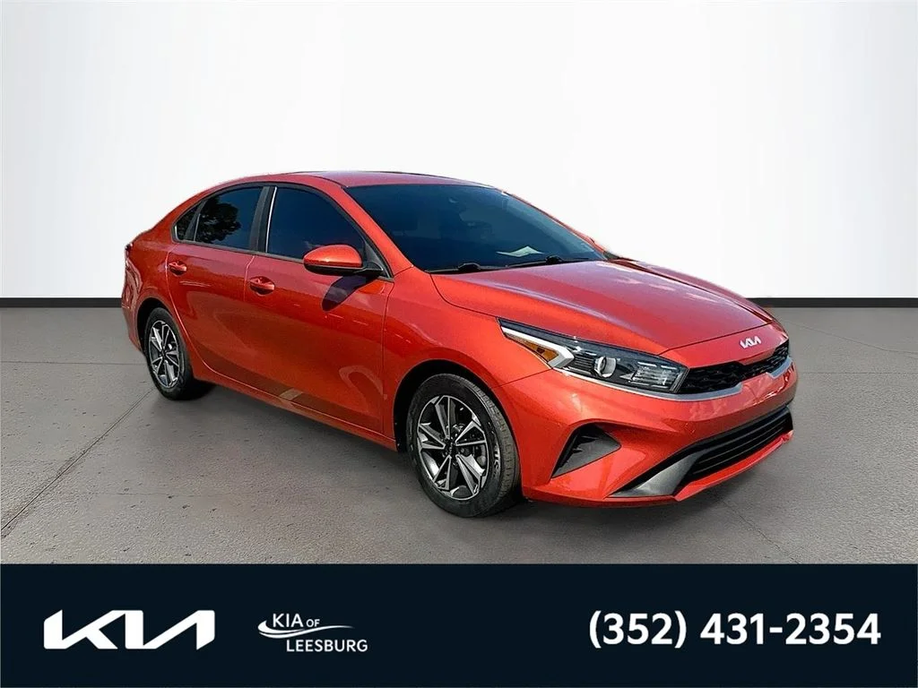 2022 Kia Forte LXS AT's photo
