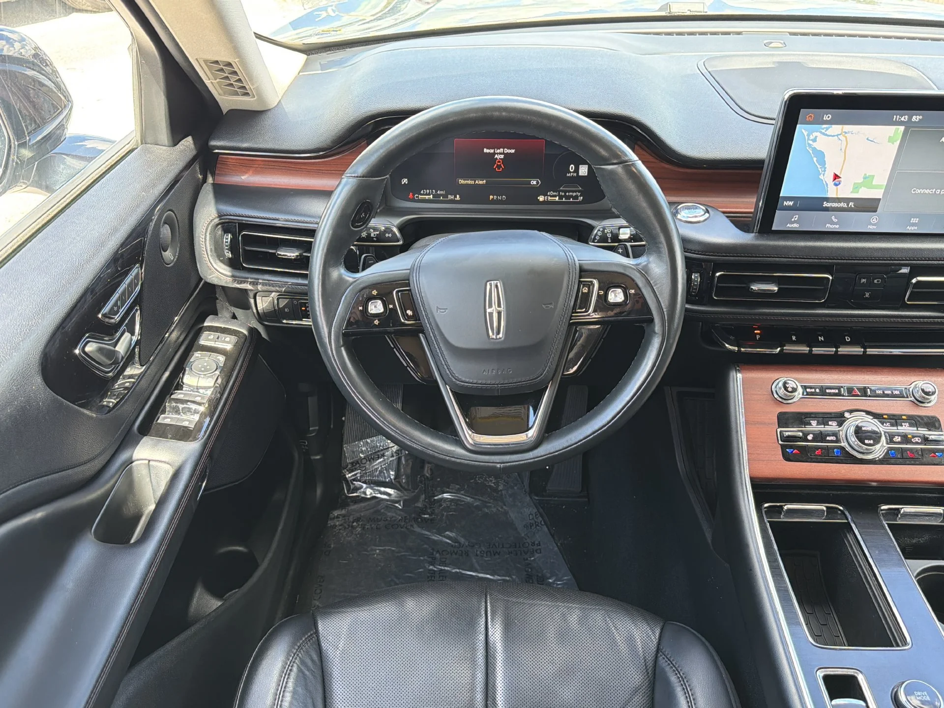Used 2021 Blue Lincoln Reserve image 13