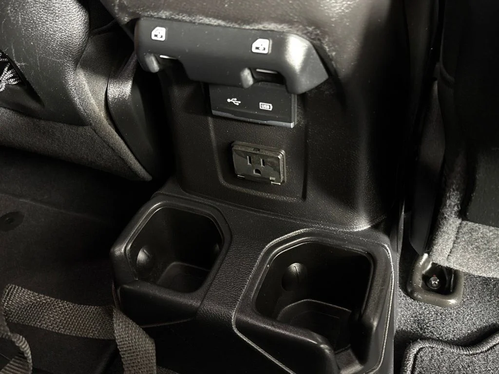 Used 2020 Orange Jeep Rubicon image 18