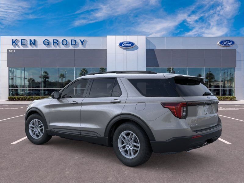 New 2026 Carbonized Gray Metallic Ford Active image 5