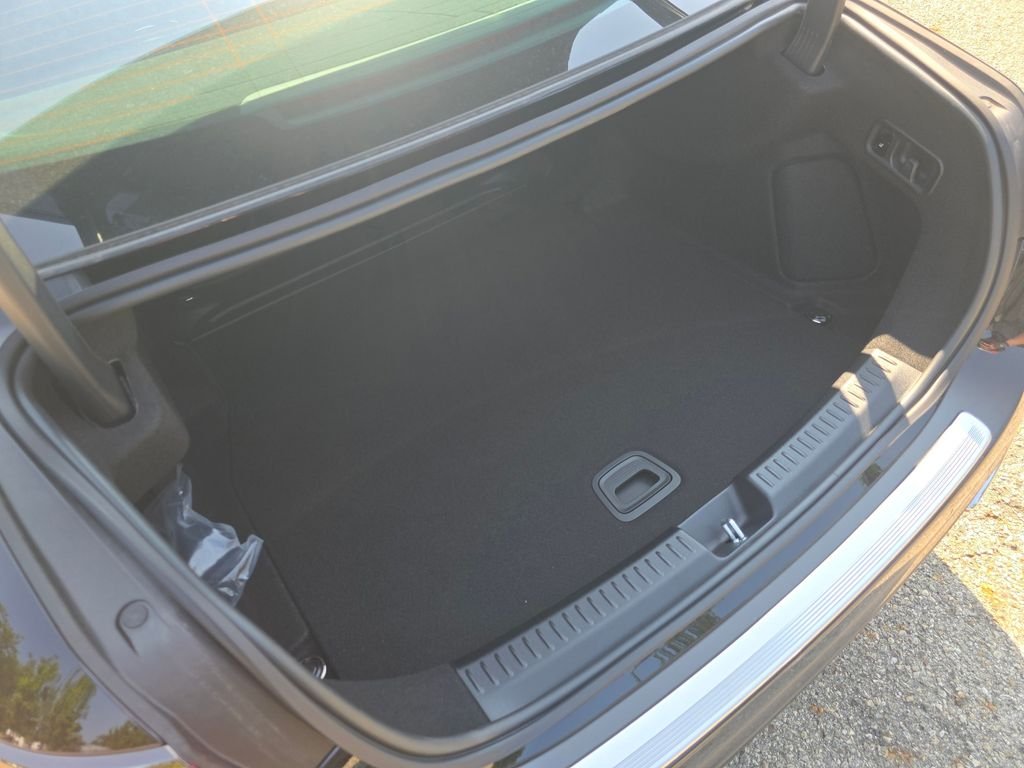 New 2027 Black Mercedes-Benz E 350 image 18