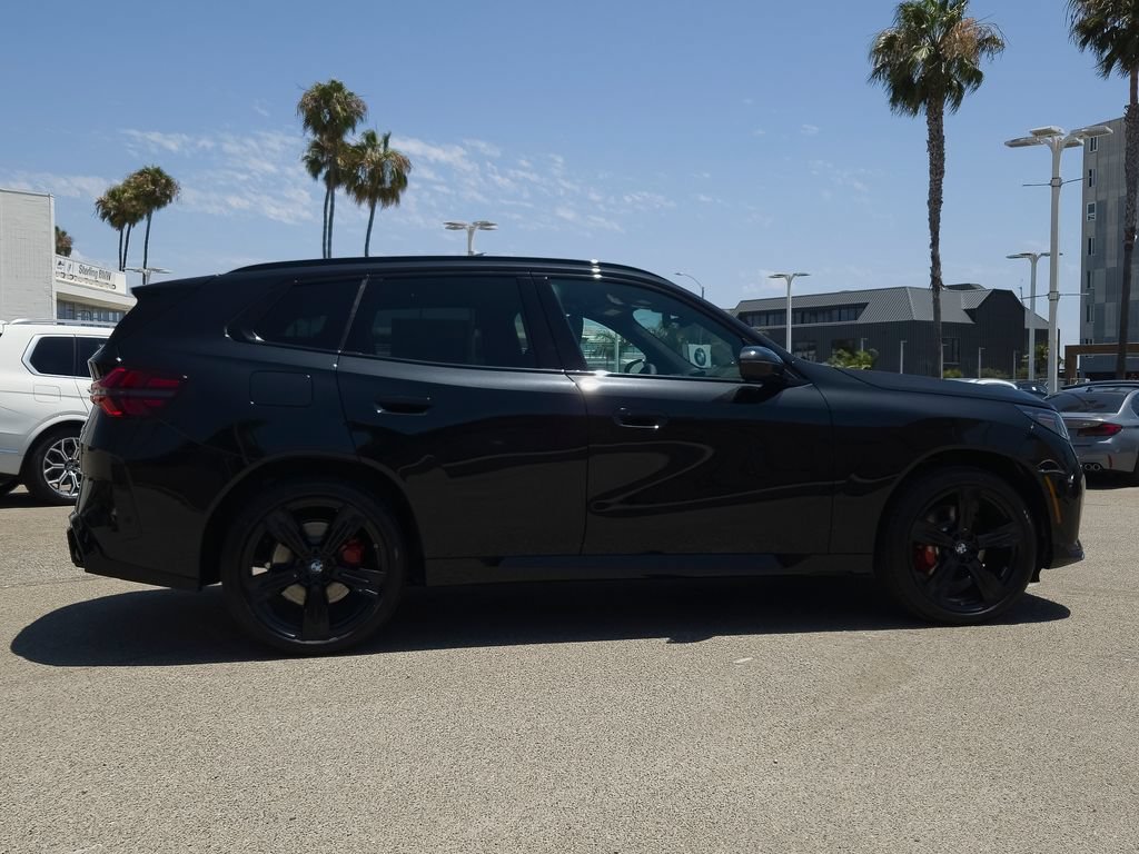 New 2026 Black Sapphire Metallic BMW 30 xDrive image 4