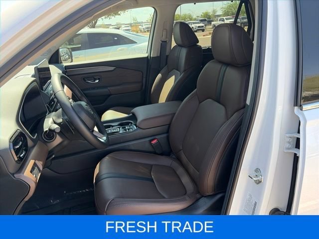 Used 2026 White Honda Touring image 3