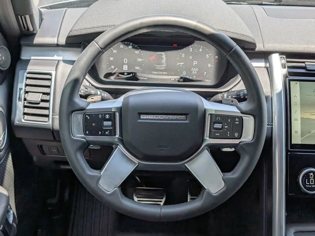 2024 Land Rover Discovery Dynamic SE - Photo 24