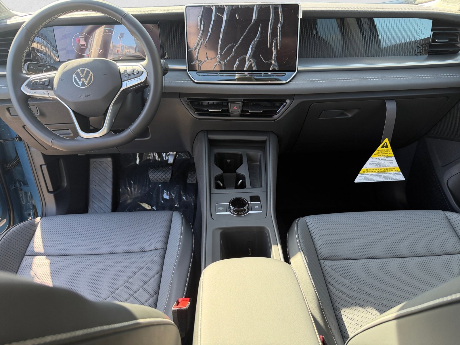 New 2026 Blue Volkswagen SE image 10