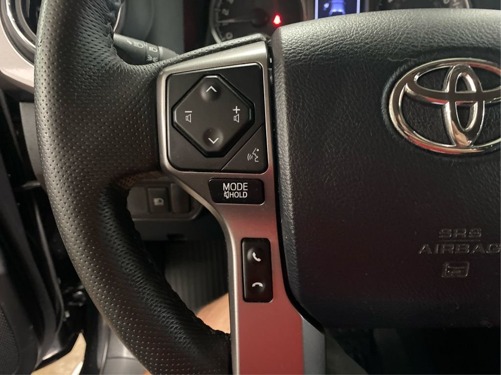 Used 2018 Black Toyota SR5 image 19
