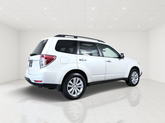 Used 2011 White Subaru 2.5X image 6
