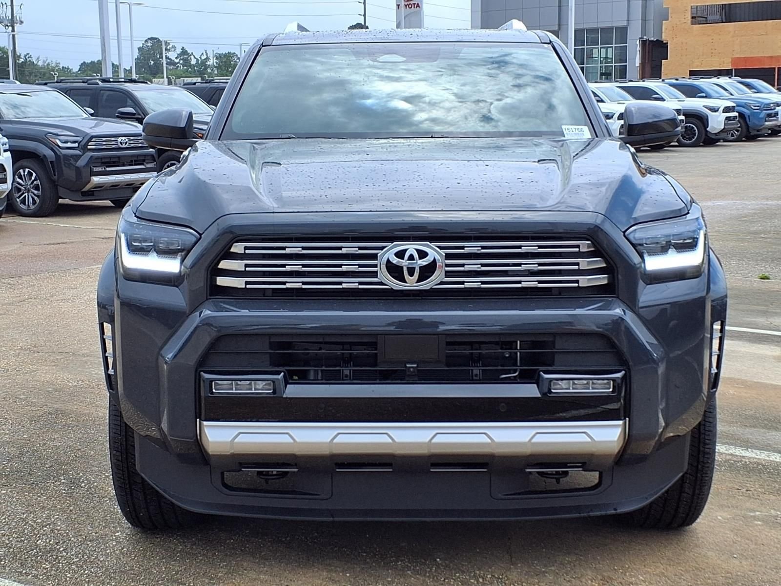 View vehicle photo 4