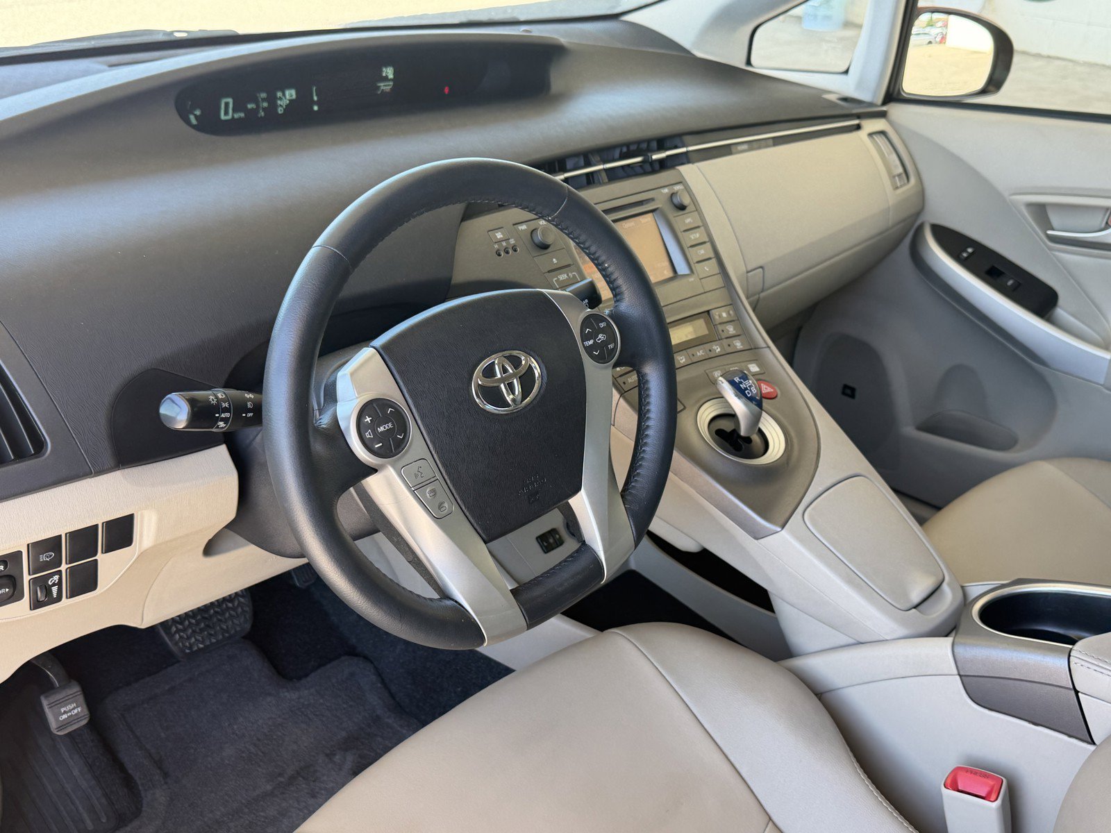 Used 2012 Barcelona Red Metallic Toyota Five image 20
