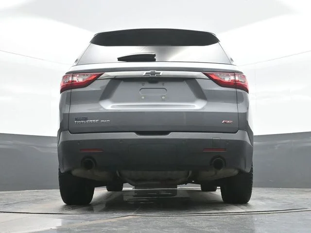 Used 2020 Gray Chevrolet RS image 18