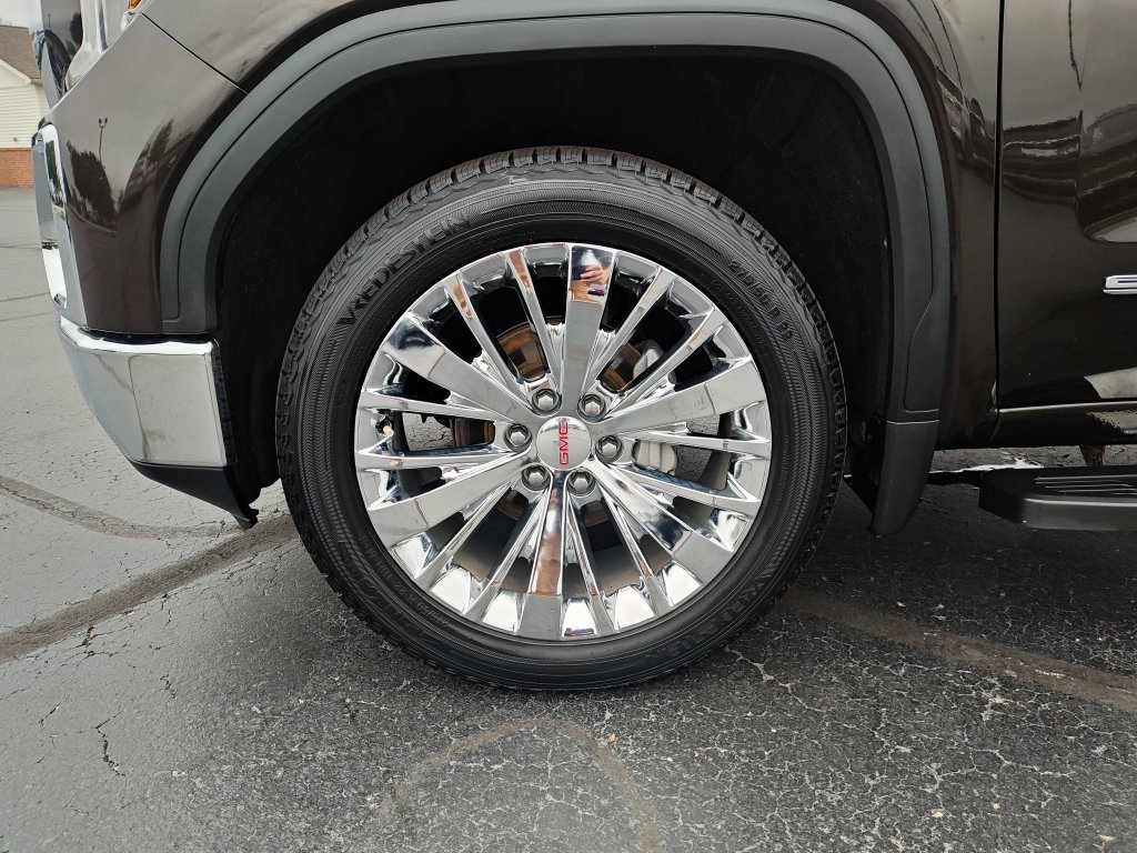 Used 2019 Brown GMC SLT image 10