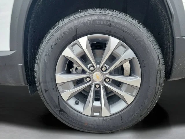 New 2026 Summit White Chevrolet LT image 7