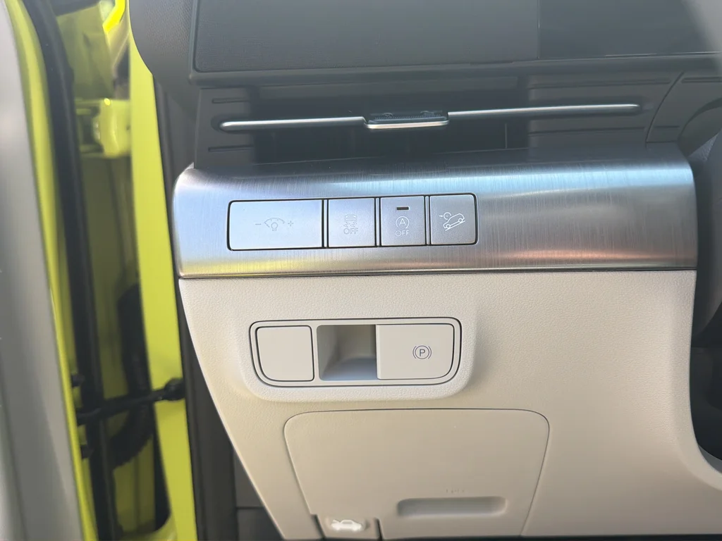 Used 2024 Yellow Hyundai SE image 22