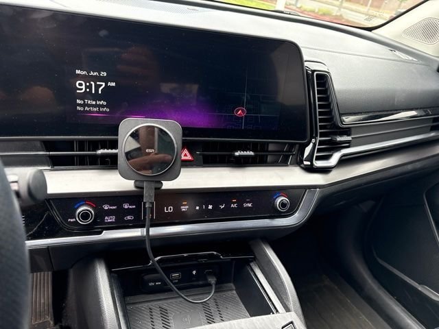 Used 2023 Gravity Gray Kia EX image 8