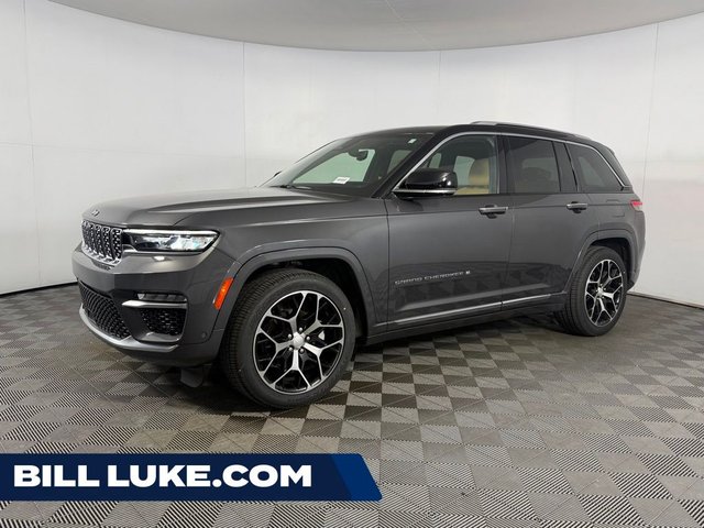 2022 Jeep Grand Cherokee Summit