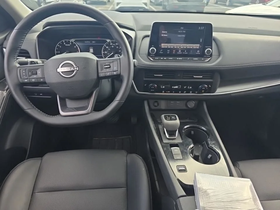 Used 2026 White Nissan SV image 5