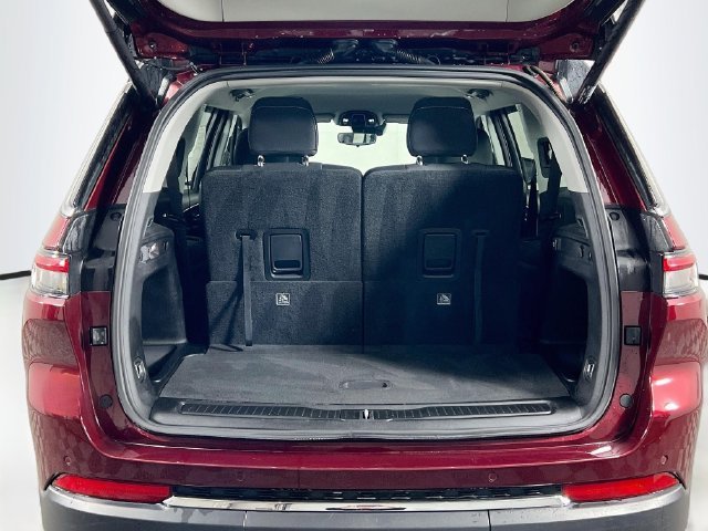2023 Jeep Grand Cherokee L Laredo - Photo 25