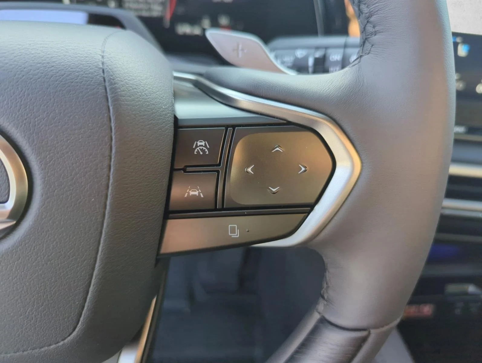 Used 2026 Iridium Lexus RX 350 Luxury image 17
