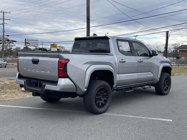 2026 Toyota Tacoma SR5 - Photo 7