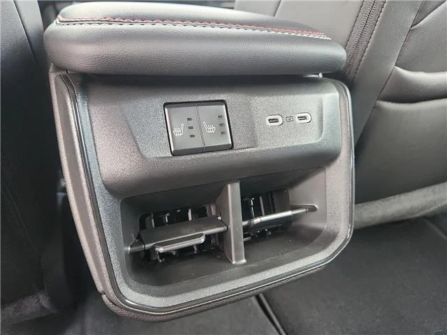 New 2026 PXJ Diamond Bla Dodge R/T PLUS 4-DOOR AWD image 9