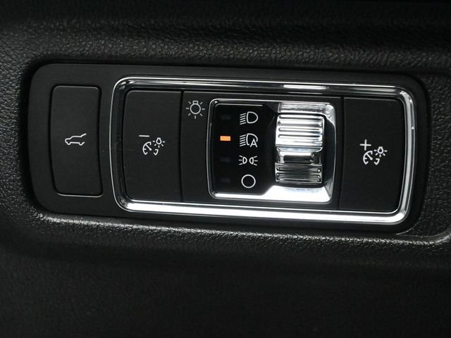 2022 LINCOLN CORSAIR - Image 10