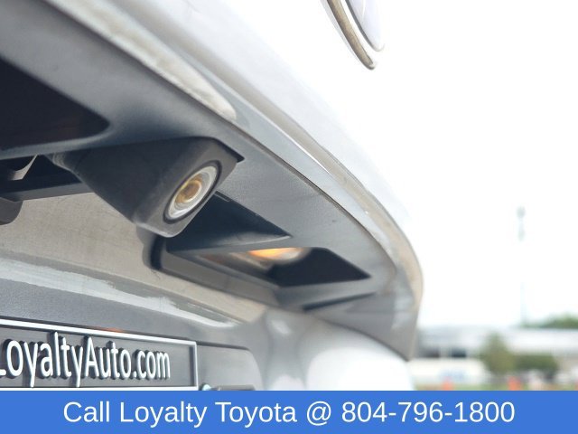 Used 2015 Silver Subaru 2.5i Premium image 17