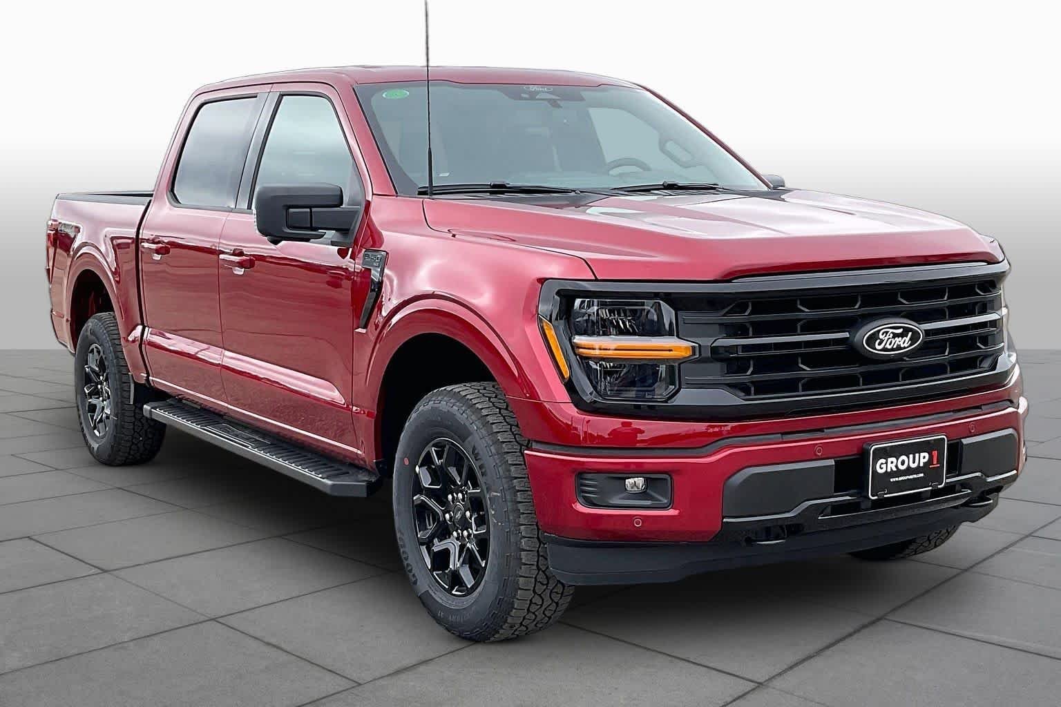 New 2026 Ruby Red Metallic Tinted Clearcoat Ford XLT image 2