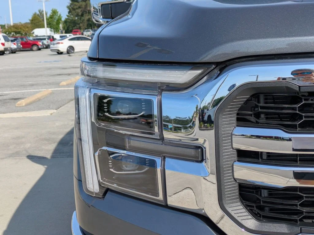 New 2026 Carbonized Gray Metallic Ford Lariat image 9