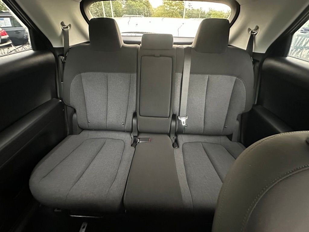 2025 Hyundai IONIQ 5 SE - Photo 12