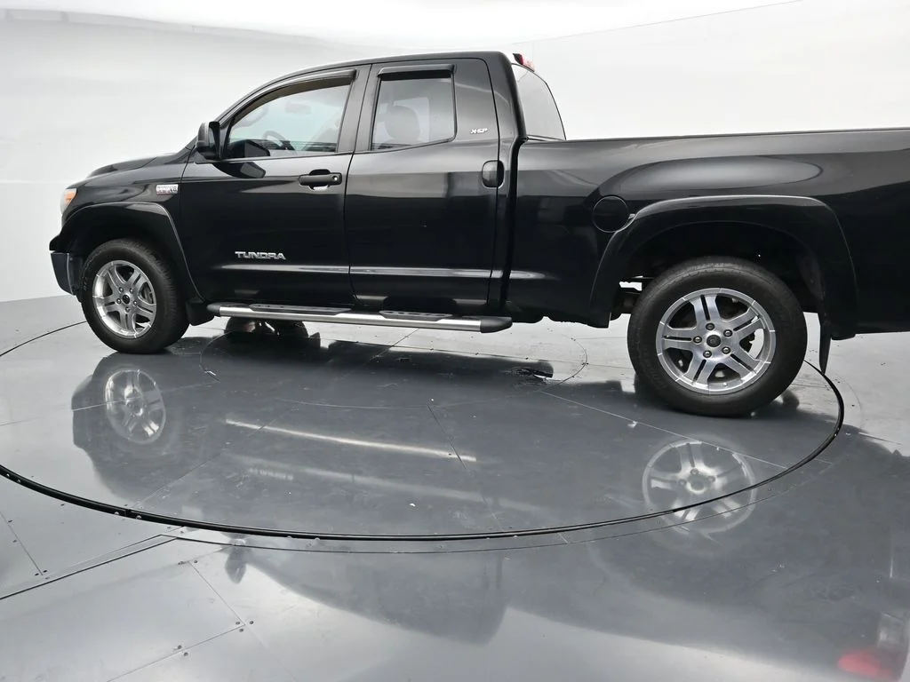 Used 2010 Black Toyota Grade image 5