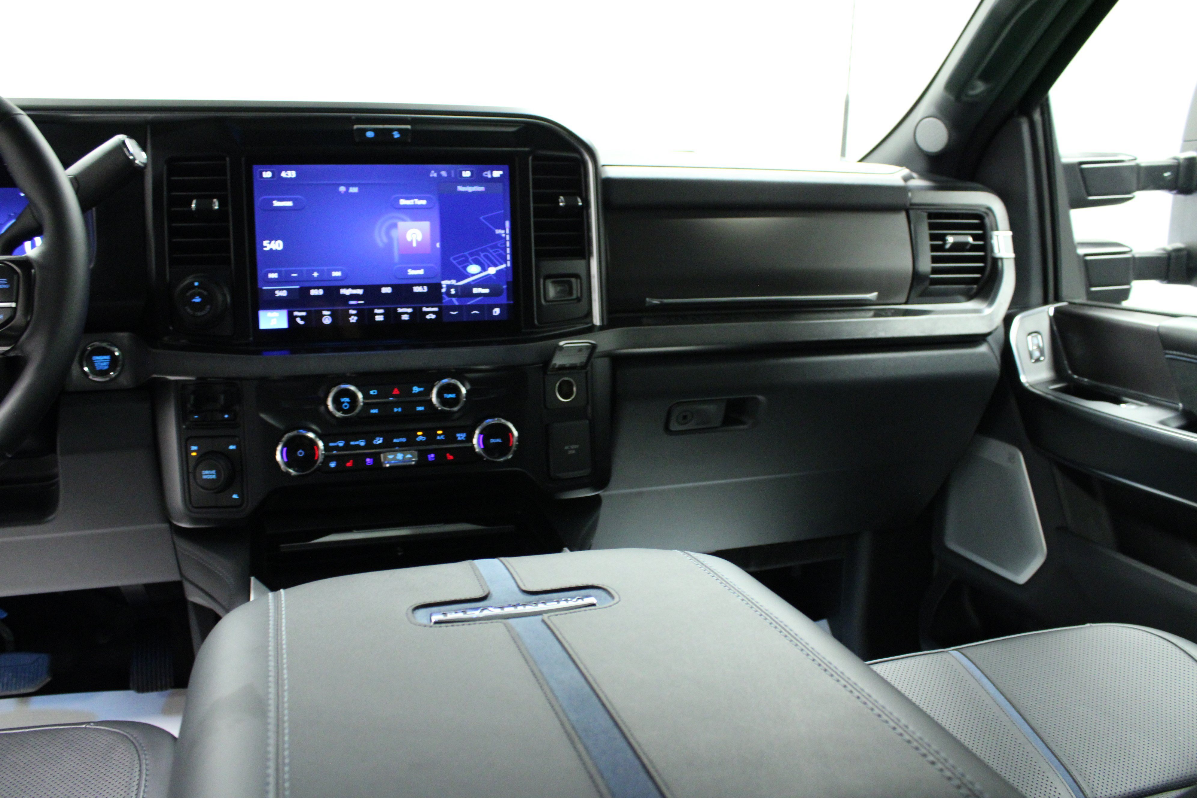 New 2026 Carbonized Gray Metallic Ford Platinum image 19