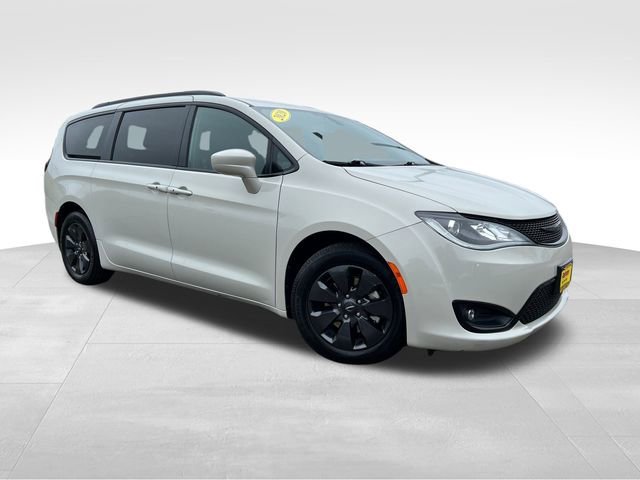 2020 Chrysler Pacifica Hybrid Touring L