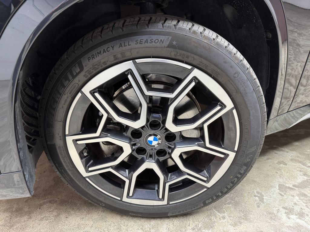 Certified Used 2025 Black BMW xDrive28i image 31