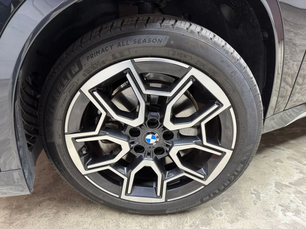 Used 2025 Black BMW xDrive28i image 31
