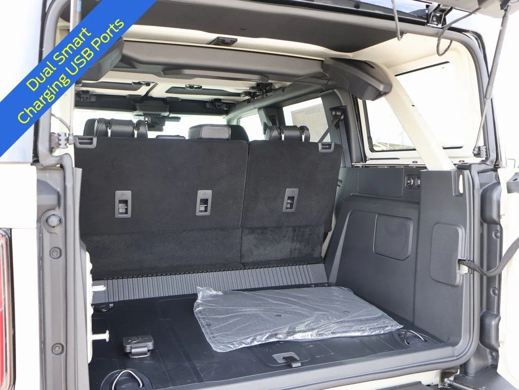 New 2025 Desert Sand Ford Badlands® image 15