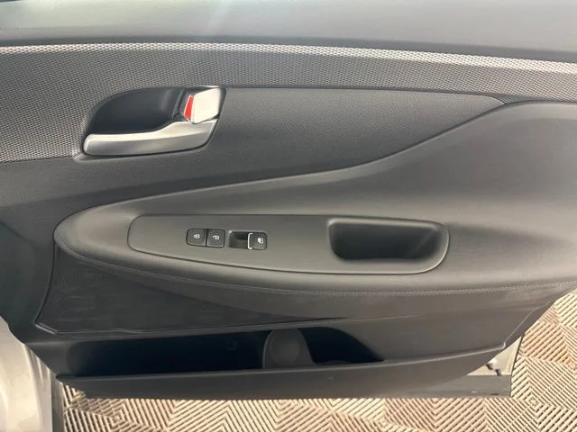 Used 2020 Silver Hyundai SEL image 19