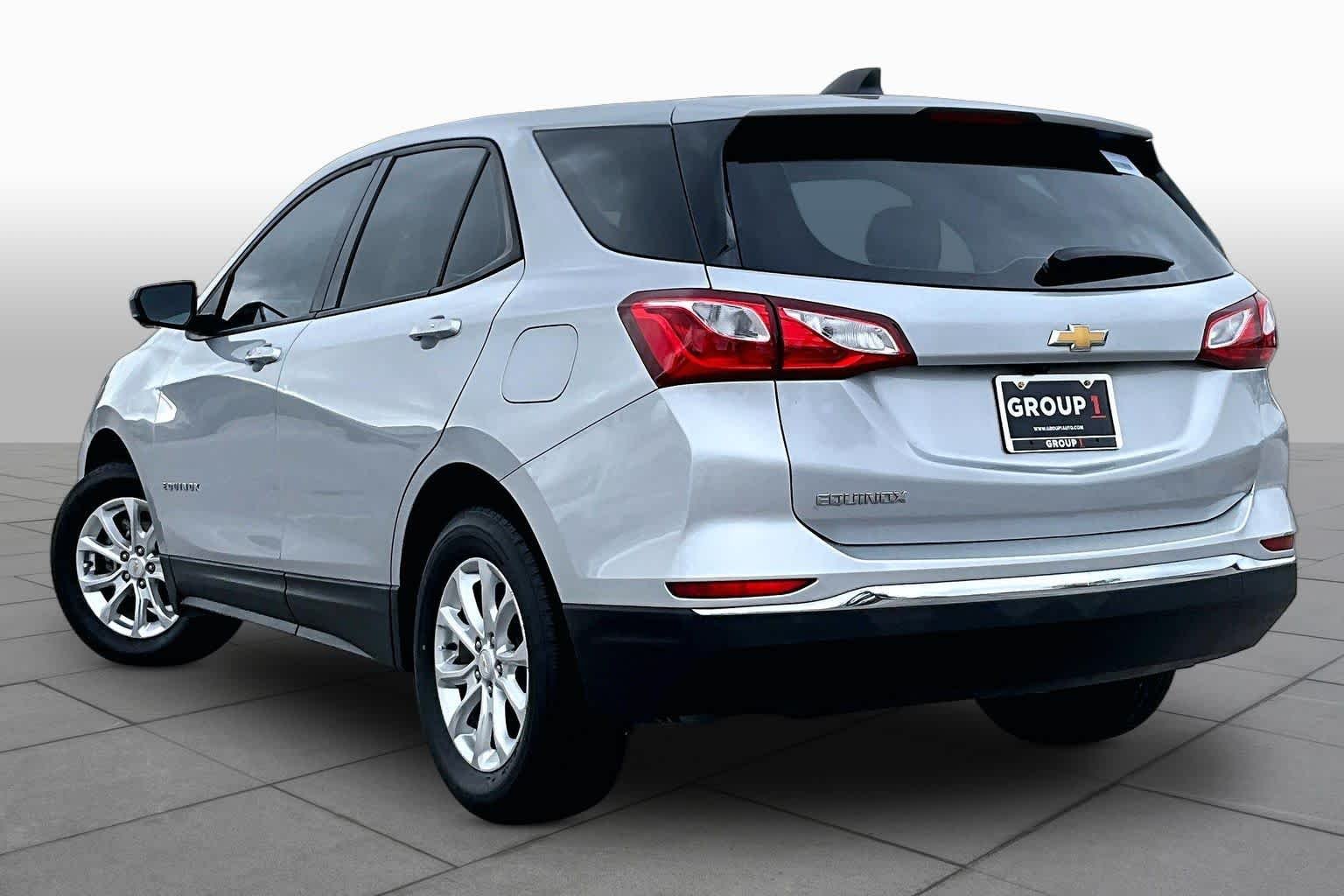 Used 2018 Silver Ice Metallic Chevrolet LS image 12