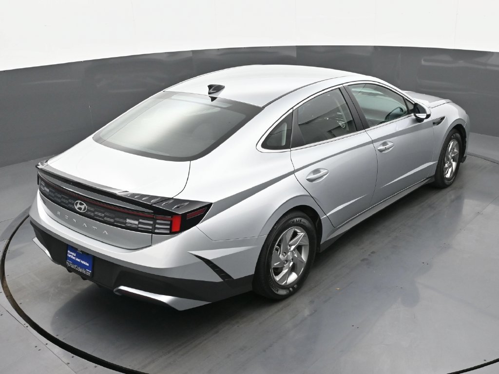 Certified Used 2026 Silver Hyundai SE image 31